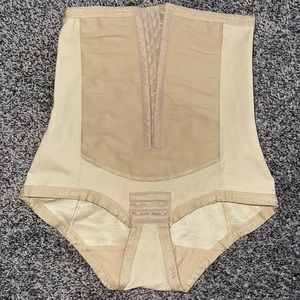 Bellefit post maternity corset